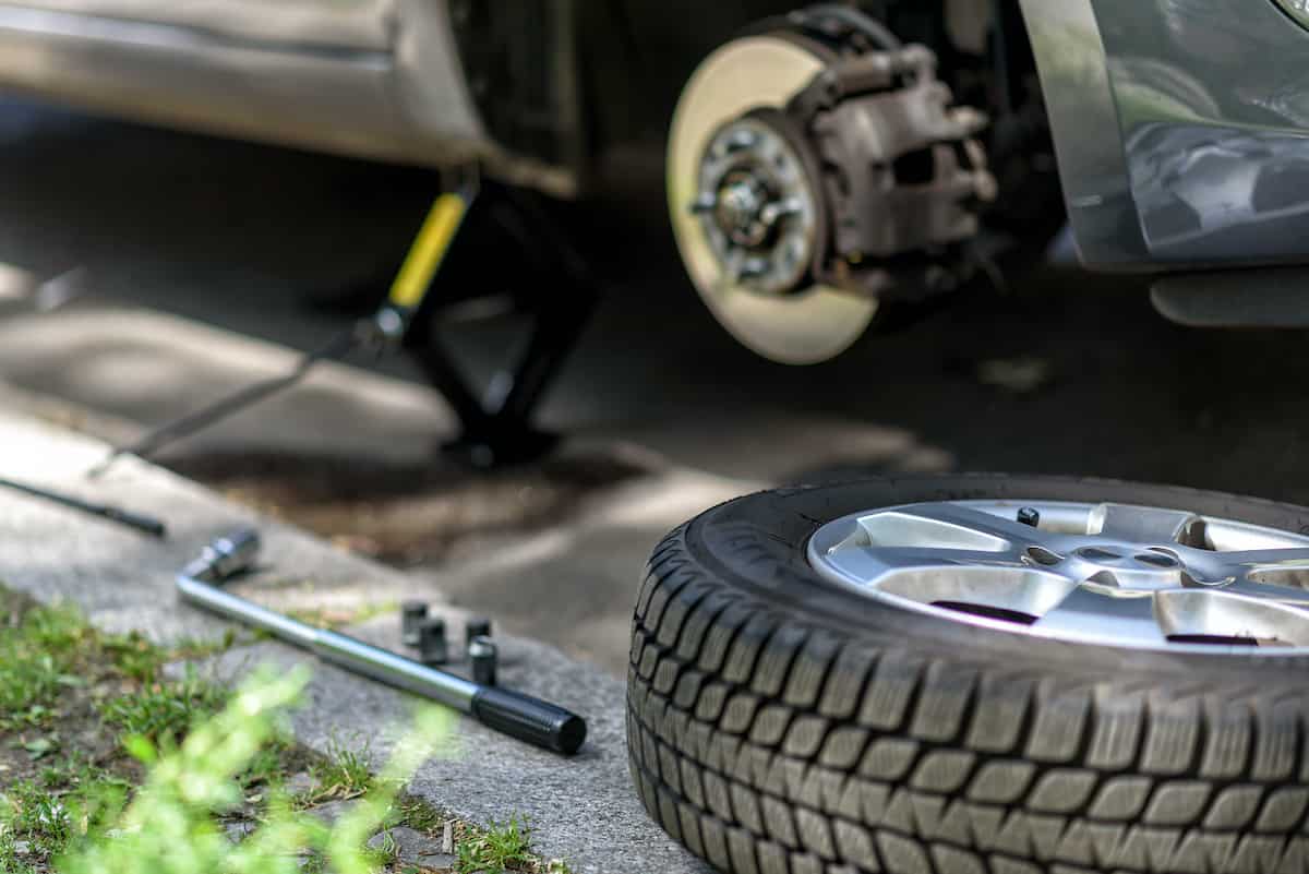 Can Car Tires Be Put On Backwards