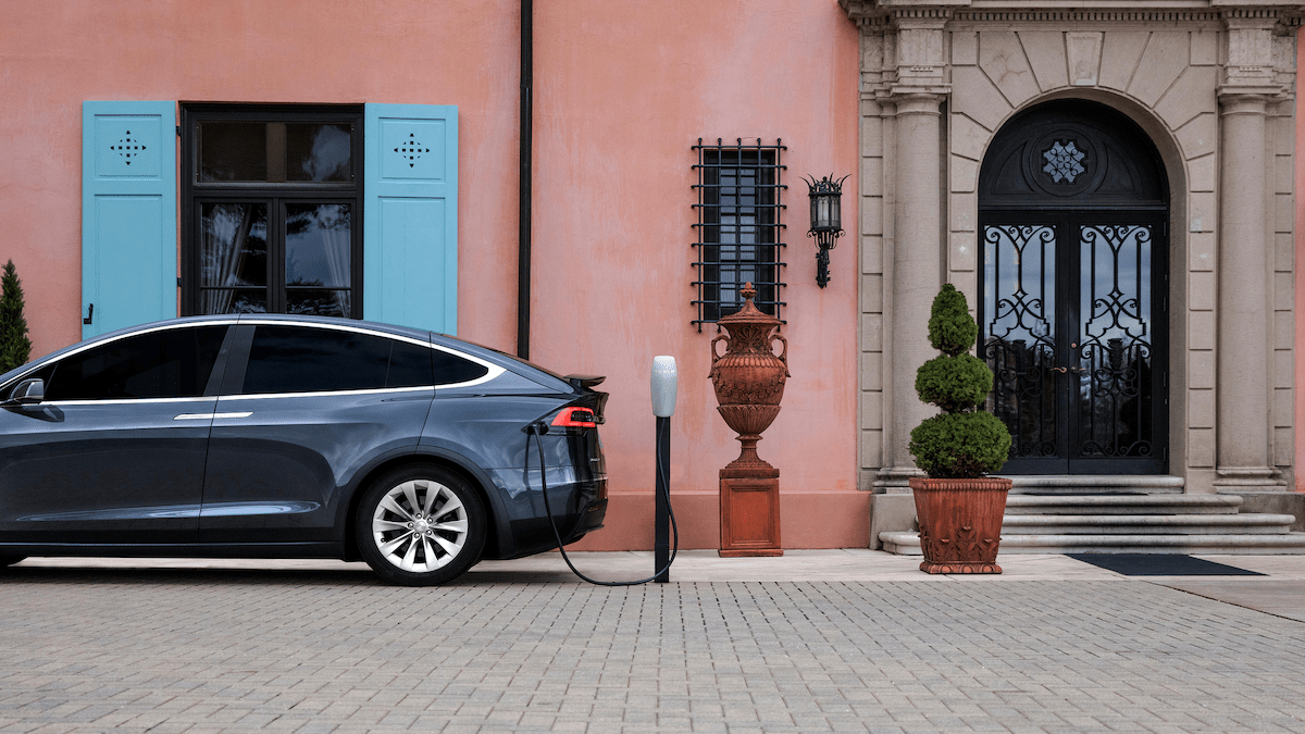 Can A Tesla Jump Start Another Car?
