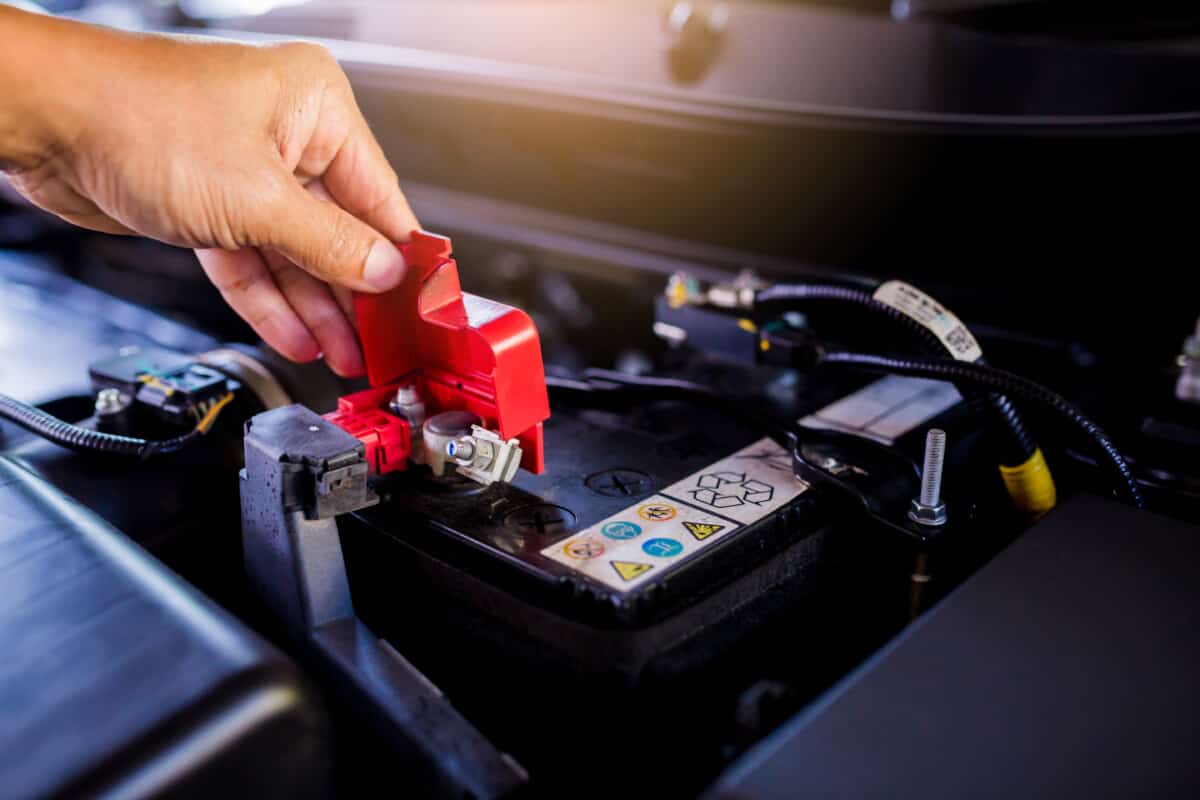 Can a Car Battery Recharge Itself?