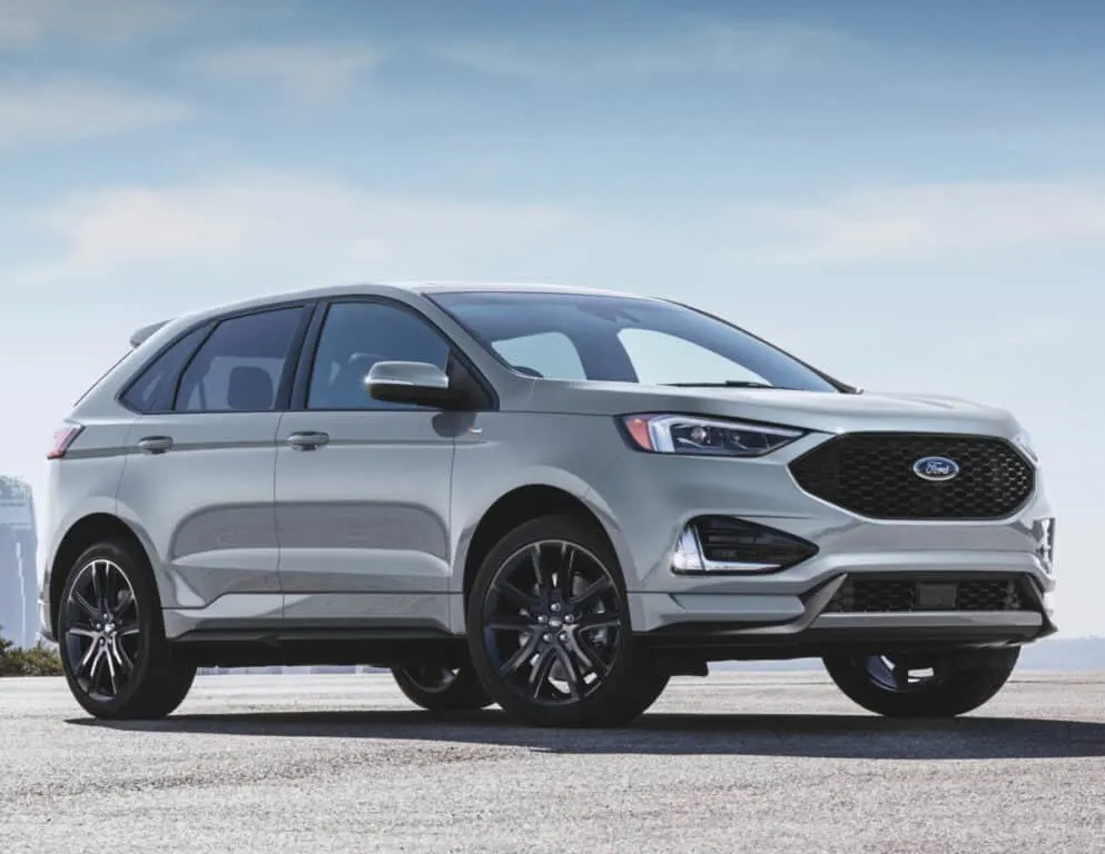 2021 silver ford edge