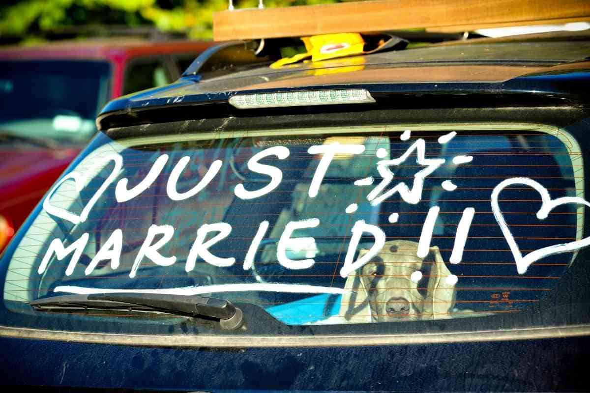 Can You Use Dry Erase Markers on Car Windows?