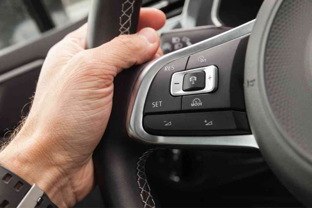 How Adaptive Cruise Control Uses Brakes to Maintai How Adaptive Cruise Control Uses Brakes to Maintai - Does Adaptive Cruise Control Use Brakes