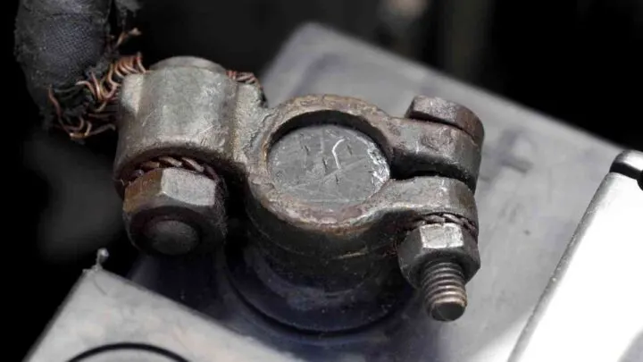 Are Car Battery Terminals Universal?