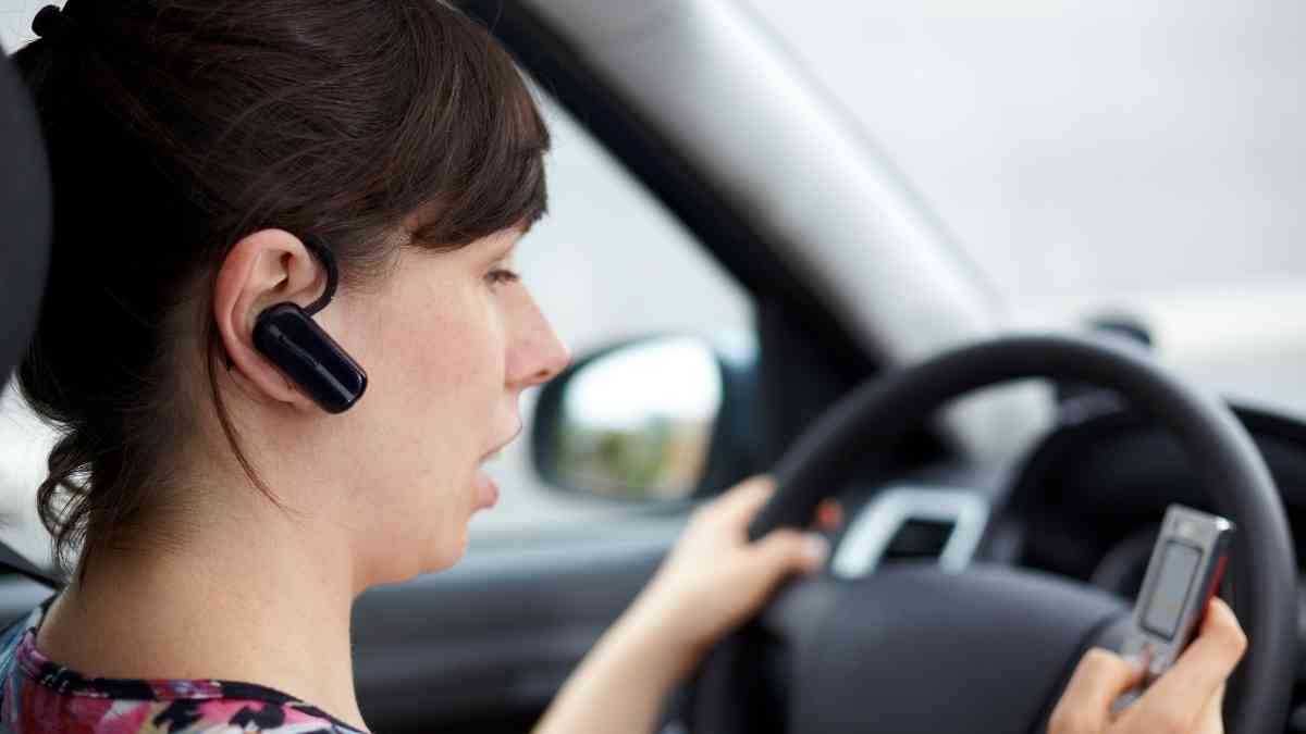 Is Driving With Headphones Illegal? Vehicle Answers