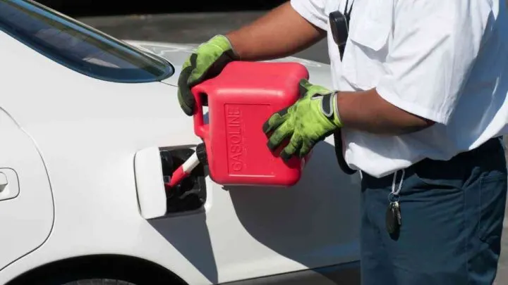 Can You Mix Old Gas with New Gas? (Gasoline Tips)