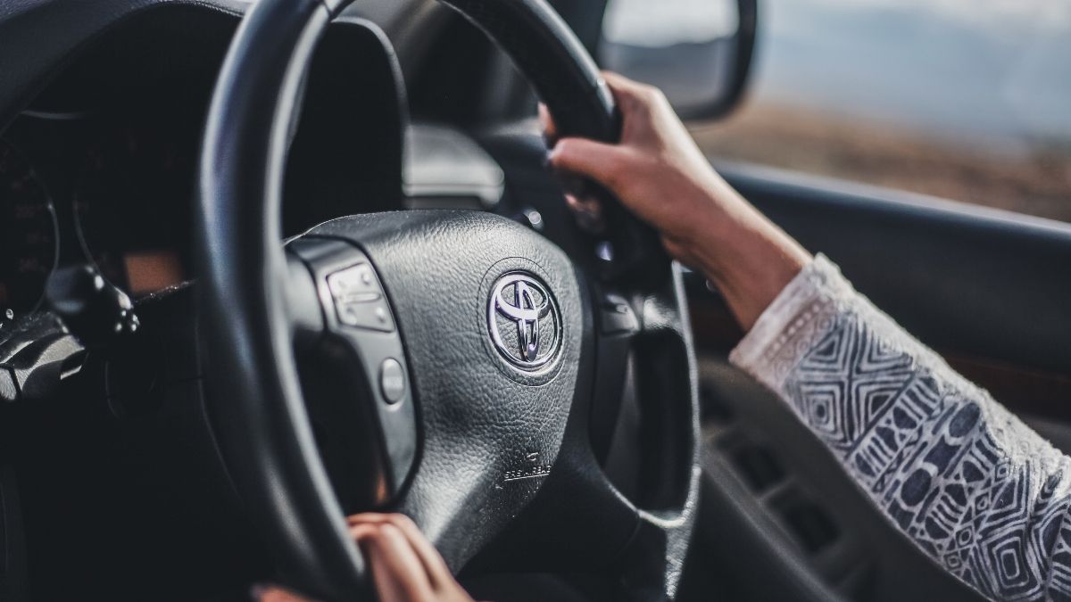 Are Steering Wheel Knobs Illegal? Vehicle Answers