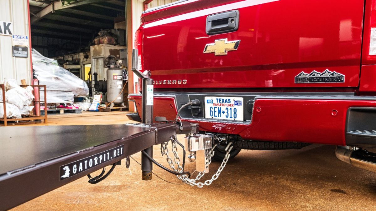 Chevrolet Silverado 1500 Towing Capacity (Full Guide) Vehicle Answers