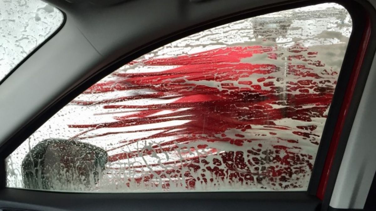 How To Remove Scratches From A Car Windshield Vehicle Answers